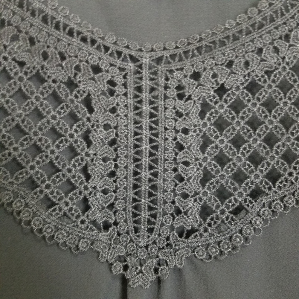 Sugar Lips Black Lace Boutique Sleeveless Blouse L - Picture 3 of 5
